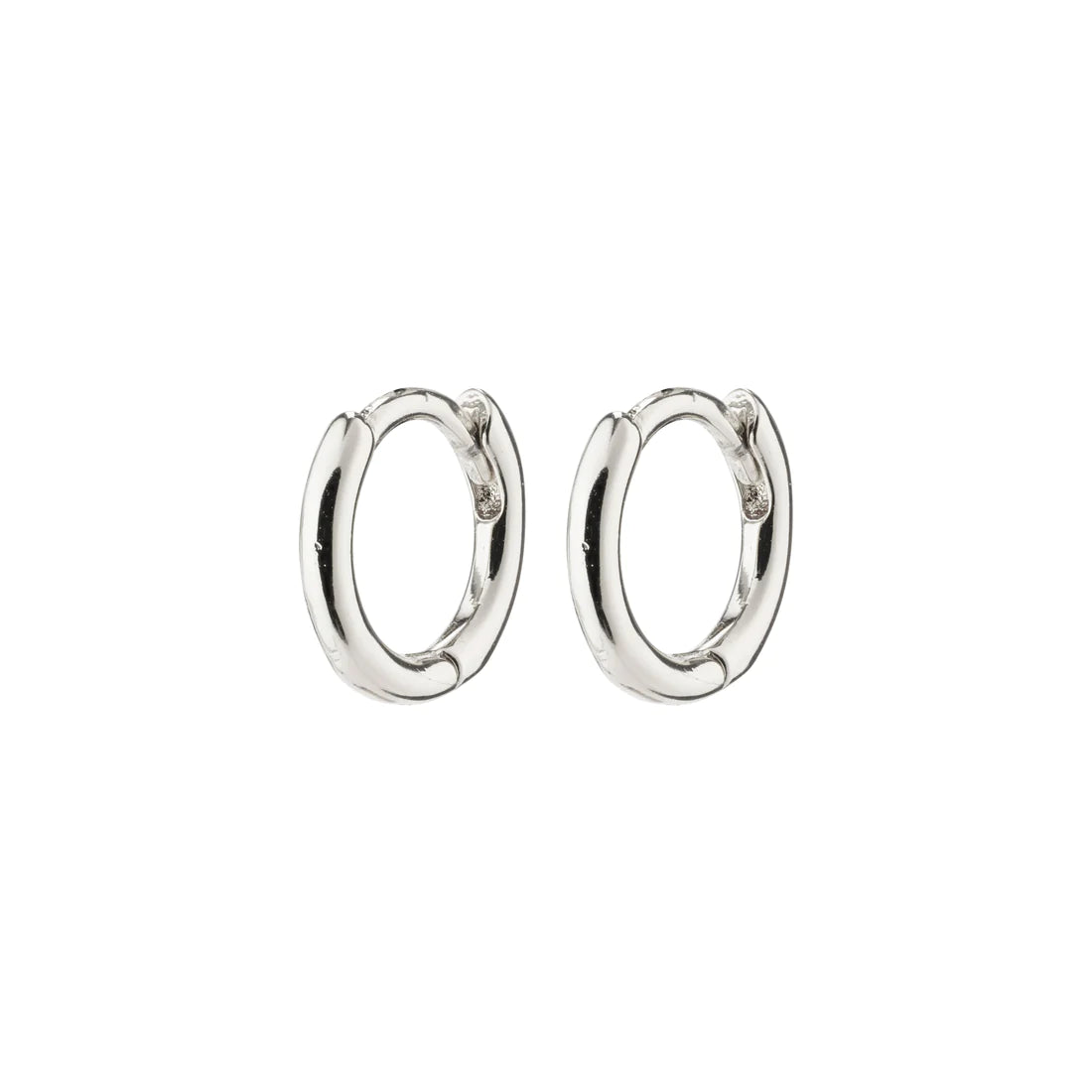 Eanna, recycled huggie hoops, silver-plated