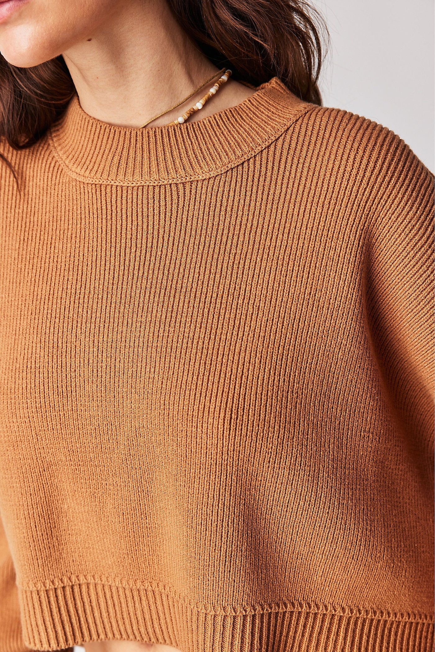 Women's Pullover Sweater In Camel
