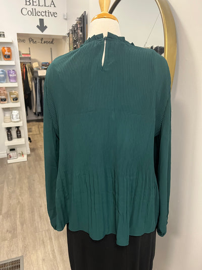 Pre-Loved, Adrienna Papell, Green Pleated Top