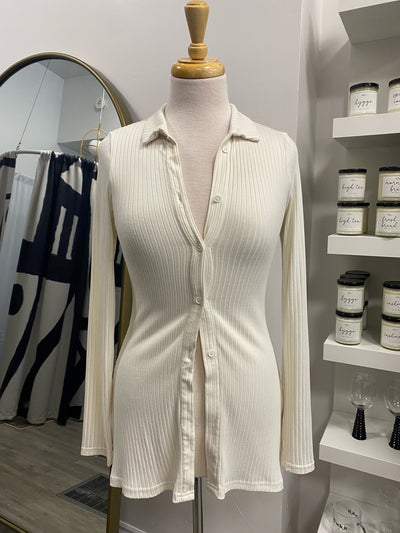 Pre-loved, Guess Ribbed Knit Button Up, Cream